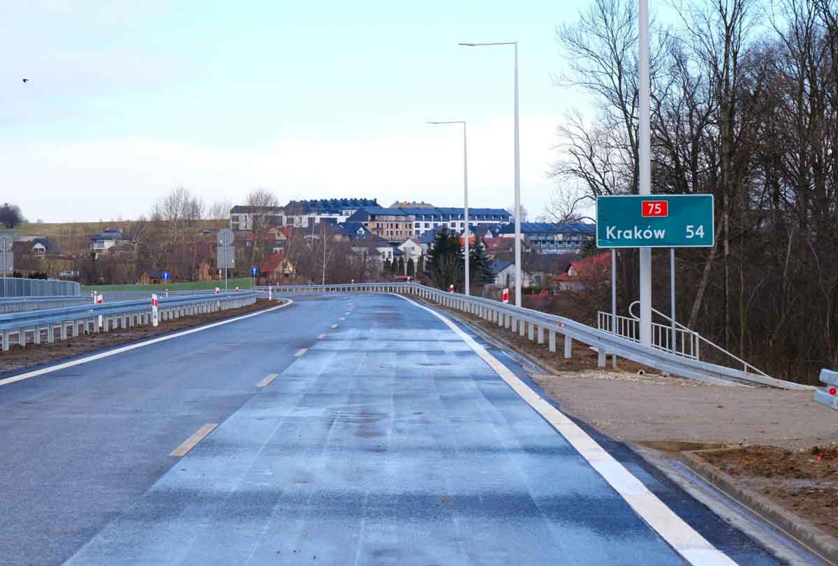 droga krajowa 75 w Brzesku, tablica Kraków 54 - nowy przebieg drogi krajowej 75 z utrzymaną decyzją środowiskową