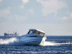 łódź motorowa Parker 760 Quest