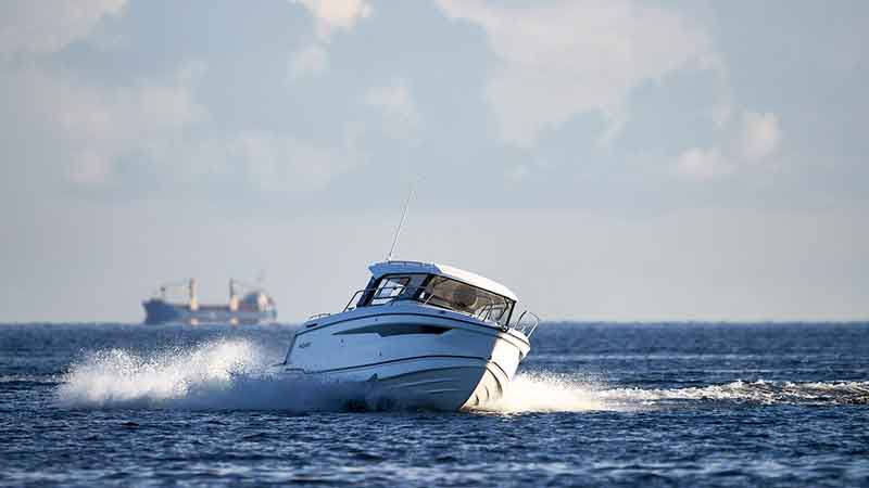 łódź motorowa Parker 760 Quest