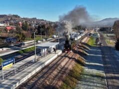 Uroczysty przejazd pociągiem retro do Rabki Zaryte z okazji wznowienia połączeń