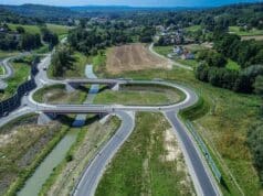 odcinek zachodniej obwodnicy Brzeska, która łączy rondo w Jasieniu na DK94 z nowym rondem w Okocimiu na DK75