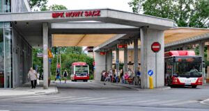 MPK z kolejnym dużym przetargiem, chce kupić 18 autobusów MAXI na sprężony gaz CNG dworzec MPK Nowy Sącz