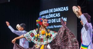 ACADEMIA DE DANZAS FOLKLORICAS FRANCISCO DE LEON na festiwalu Święto Dzieci Gór 2026