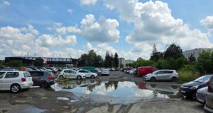 Nowy Sącz Bulwar Narwiku, szpital parking dla pacjentów i odwiedzających