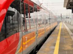 W weekend 22–23 sierpnia 2026 r. malownicze rejony Beskidu Sądeckiego będzie można przemierzać pociągami POLREGIO z biletem jubileuszowym