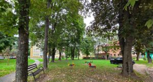 Ćwierć miliona złotych może być za mało na obiecany park na osiedlu Przydworcowym kieszonkowy park o tematyce kolejowej ma powstać na osiedlu Przydworcowe, na byłym placu zabaw