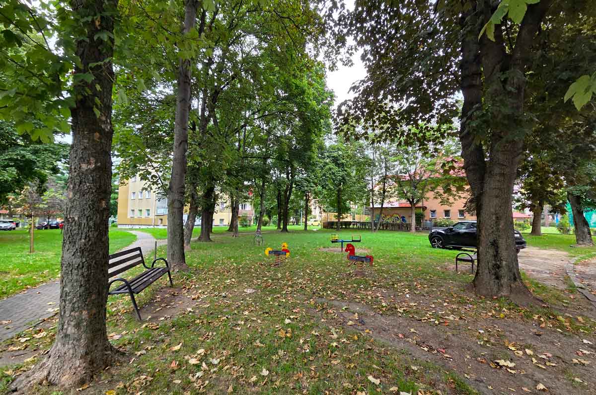 kieszonkowy park o tematyce kolejowej ma powstać na osiedlu Przydworcowe, na byłym placu zabaw