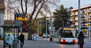 ITS Nowy Sącz. Przystanek MPK przy Al. Wolności