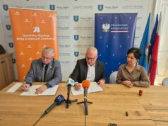 GDDKiA oraz Miasto Nowy Sącz podpisały porozumienie dotyczące współfinansowania dokumentacji Sądeczanki na miejskim odcinku. Robert Jakubiak, Ludomir Handzel, Renata Seruga-Tokarz